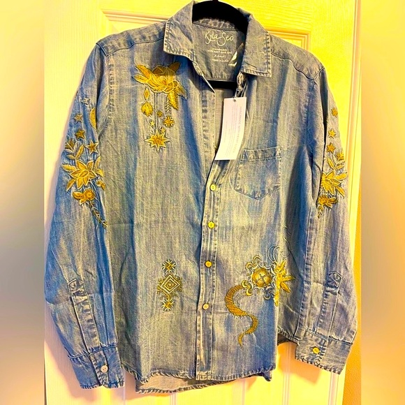 Kyla long sleeves Embroidered Denim Shirt in XSmall NWT - Picture 7 of 10